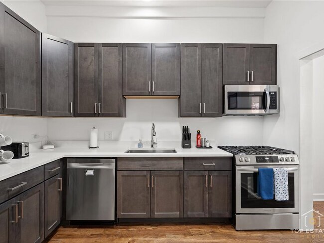 Photo - 3529 S Indiana Ave Unidad 1