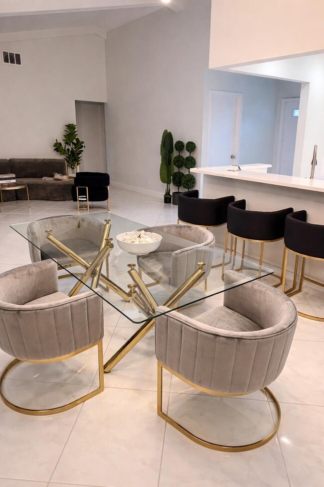 Photo - 9940 Liberty Rd