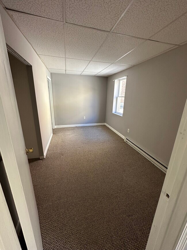 Photo - 33-37 W Main St (Courtside Building) Unidad 6