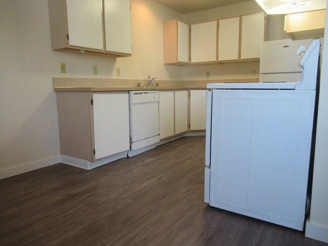 McDonald Place Apartments