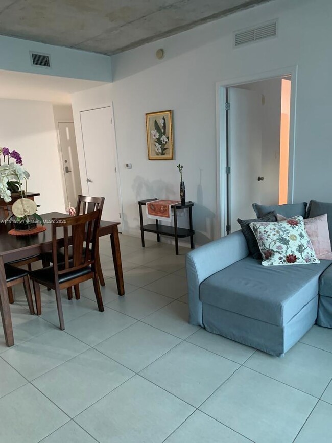 Photo - 3301 NE 1st Ave Unit H1004