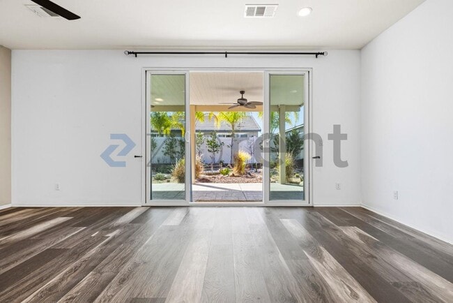 Photo - 30522 Rodriquez Lp