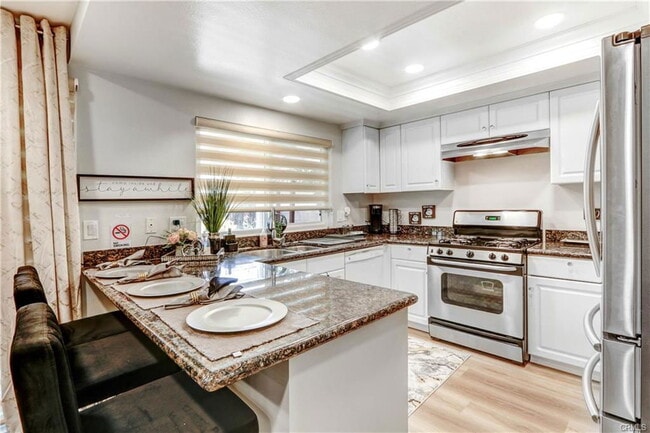 Photo - 16172 Quartz St