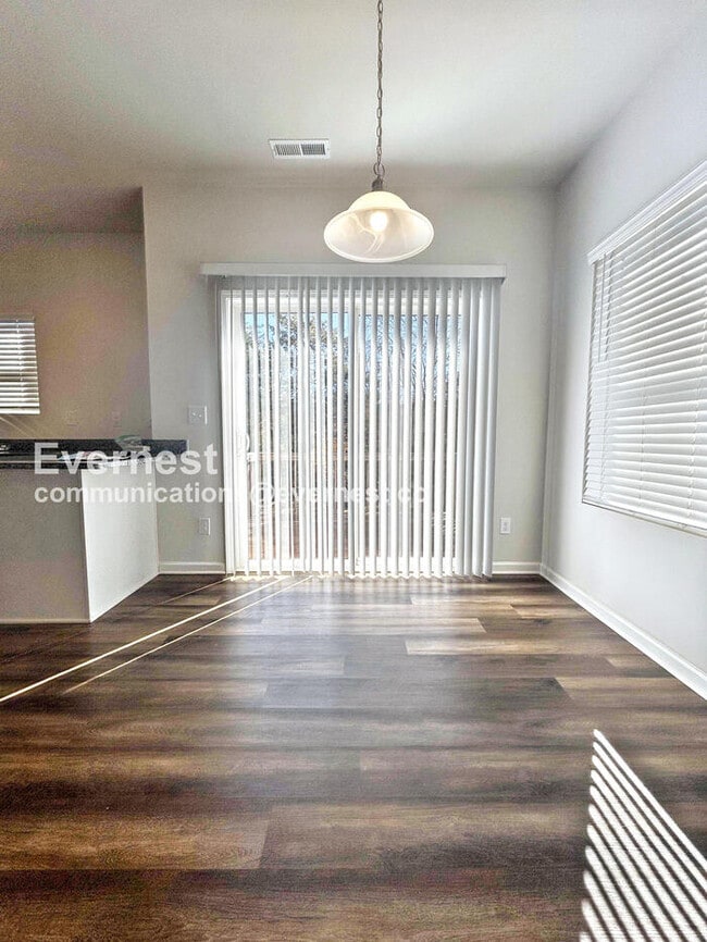 Photo - 137 S Mor Vue Loop