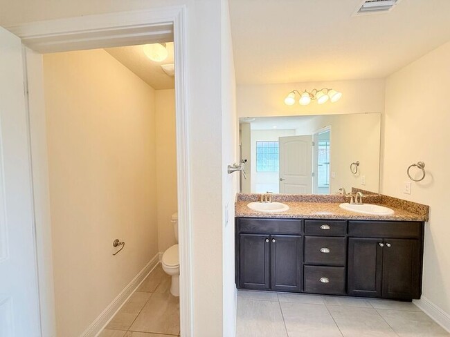 Photo - 4887 Legacy Street