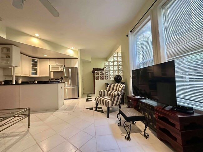 Photo - 2403 Shreve Hill Rd Unit B