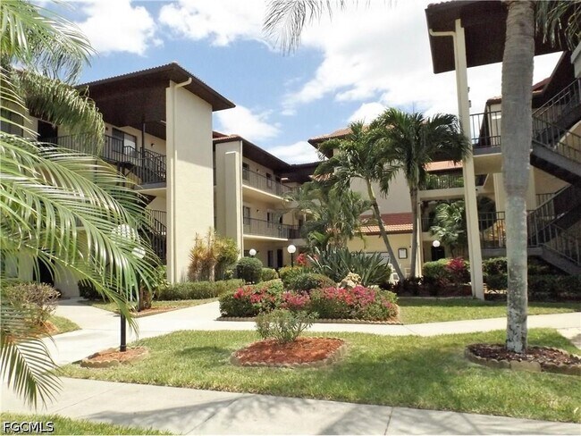 Photo - 11140 Caravel Cir Unit 107
