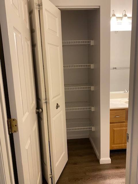 Photo - Enormous - 860sf, Close to West End, Excep... Unit 425