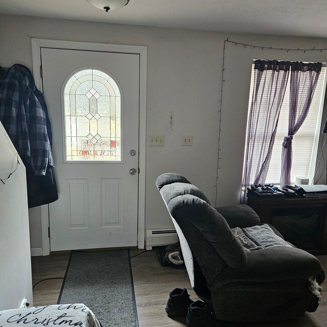 Photo - 137B Highrock Rd