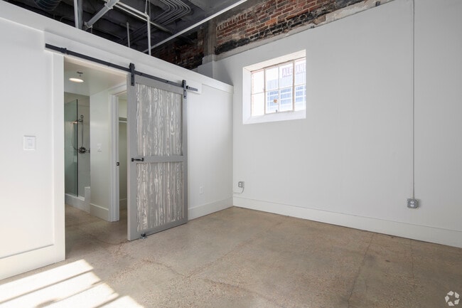2 bed 2 bath - 1780 sqft