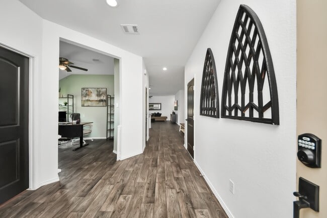 Photo - 22939 San Giorgio Ct