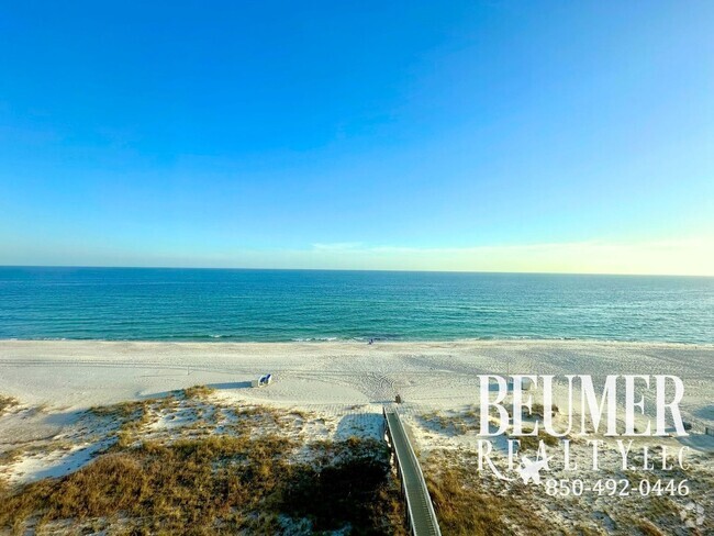 Building Photo - Luxury Beachfront Condo Available for 12 m... Unit 6W