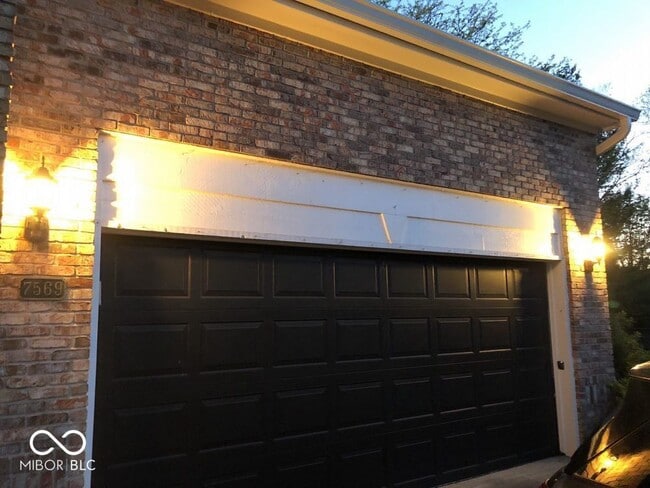 Photo - 7569 Cherryhill Dr
