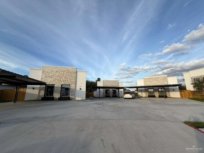 Building Photo - 12 Dragonfly St Unit 1