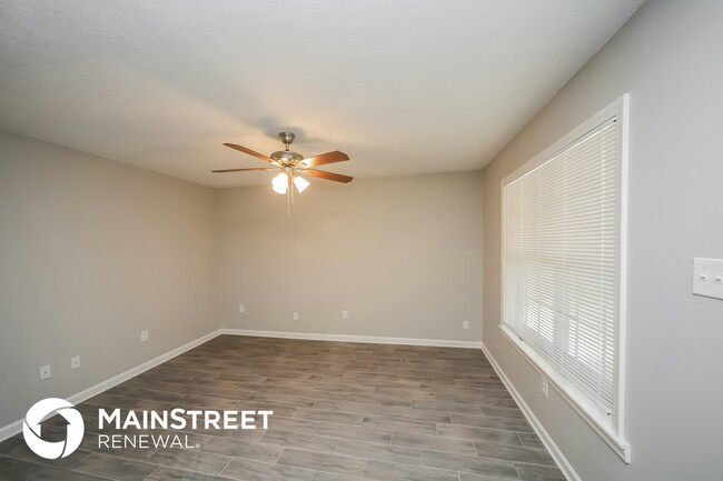 Photo - 5495 Flowering Peach Dr