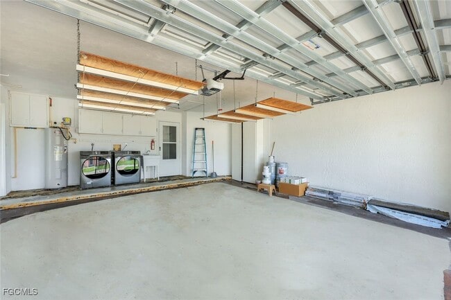 Building Photo - 1202 SE 14th Terrace