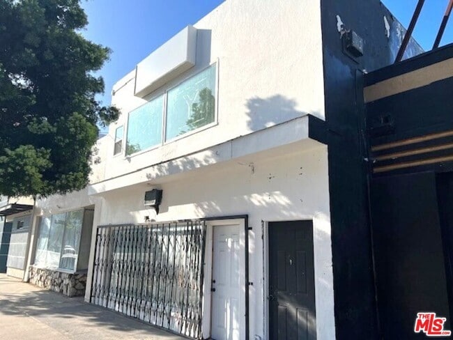 Photo - 6006-6006 1/2 W Pico Blvd Condo