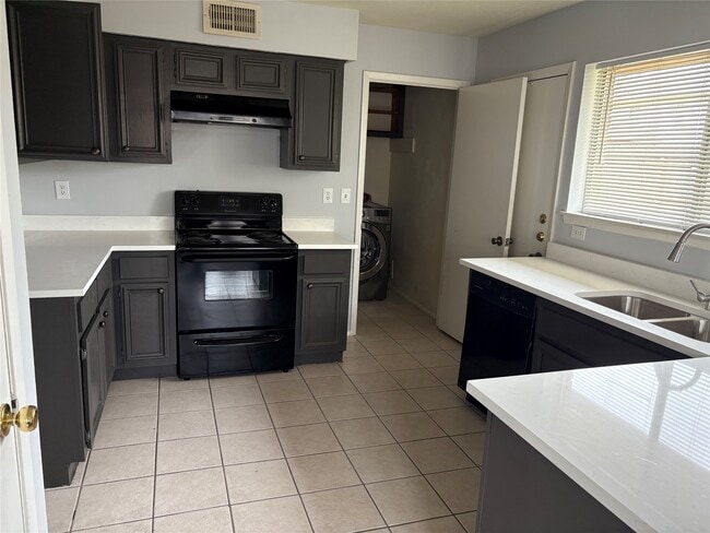 Photo - 22726 Leedstown Ln