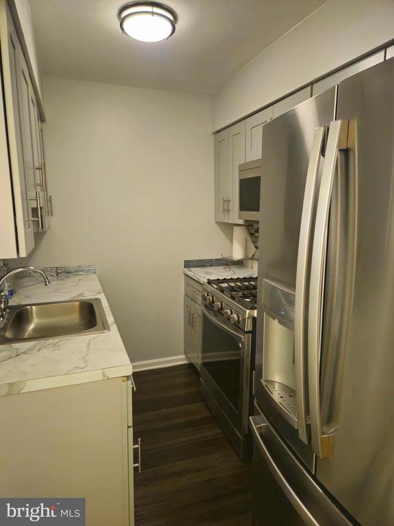 Photo - 218 E Price St
