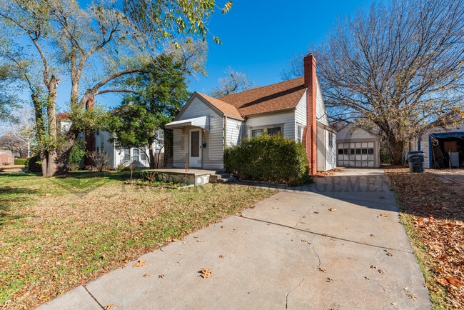 Photo - 2010 S Terrace Dr
