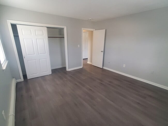 Photo - 215 Pearl St Unidad 11