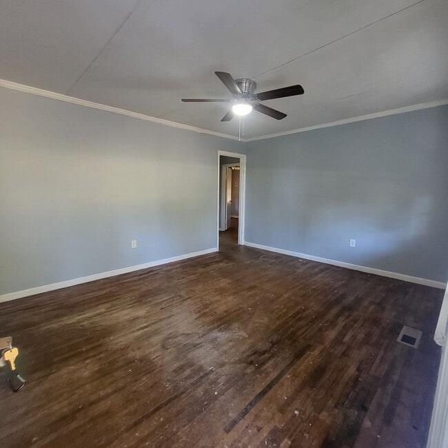 Photo - 112 Circle Dr