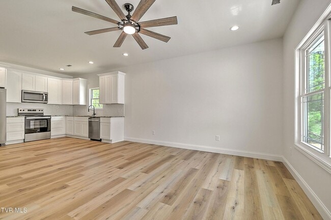 Photo - 703 Swadley Rd Unit #2