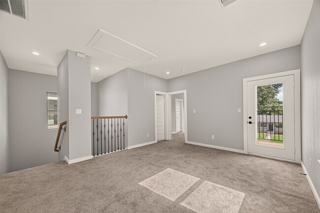 Photo - 90 Burress St