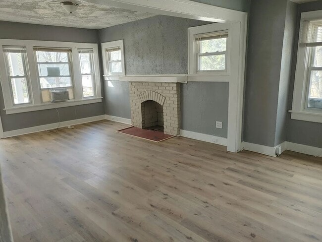 Photo - 5401 Highland Ave