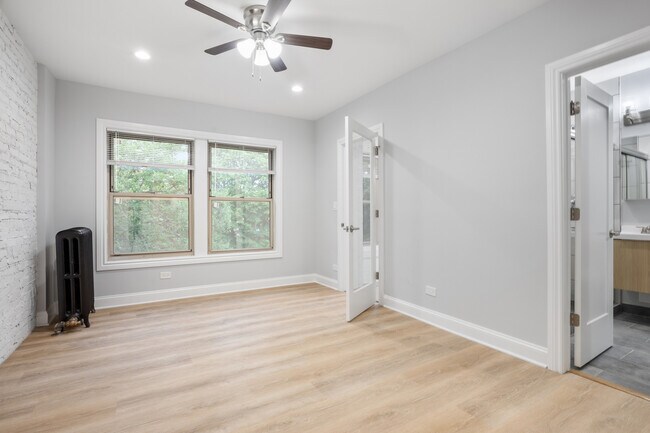Photo - 1635 W Chase Ave Unit 3M