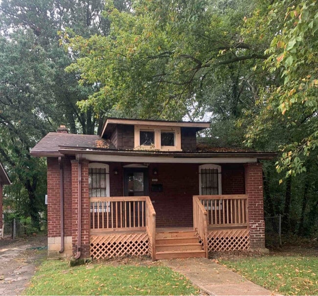 Photo - 2116 67th St House