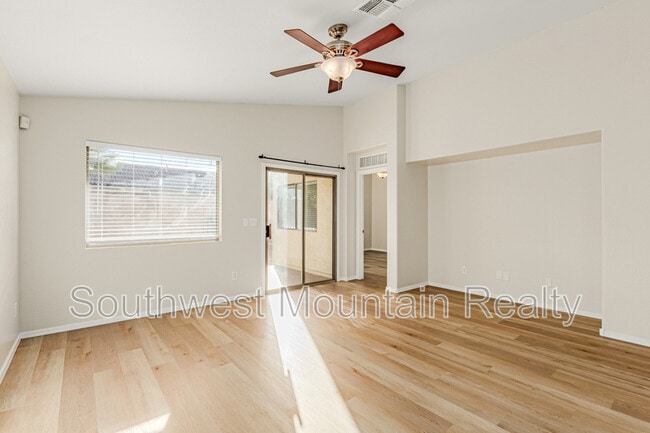 Photo - 30196 N Sunray Dr