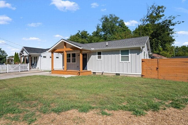 2600 Aspen Dr
