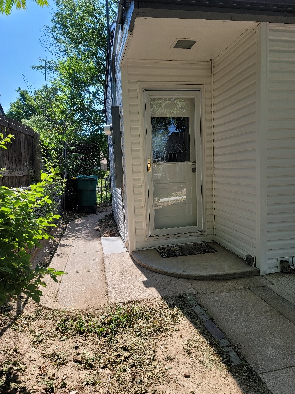 Building Photo - 1240 Elmira St Rental