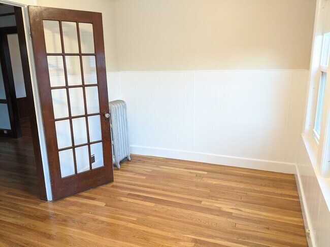 Photo - 66 Brock St Unidad #3