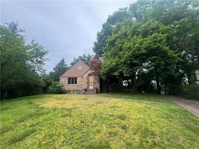 Photo - 127 Westland Dr