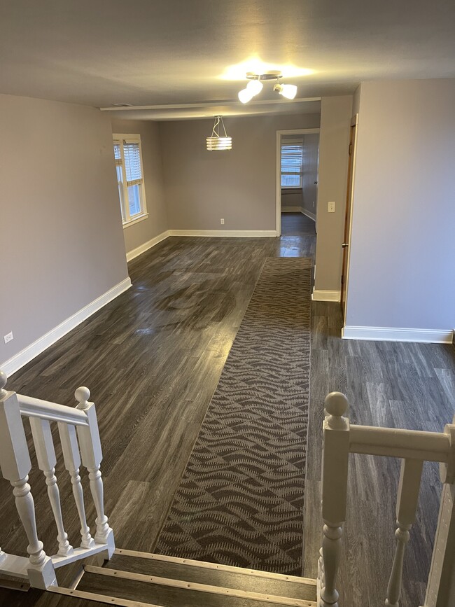 Photo - 2913 N Narragansett Ave Unit 3BR 2Fl