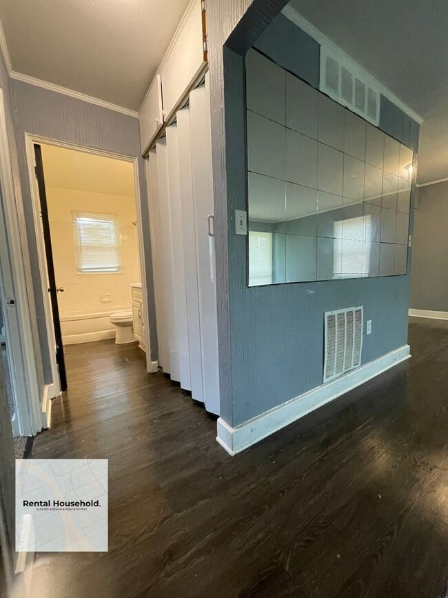 Photo - 2-Bedroom Ranch Move-In Ready!!