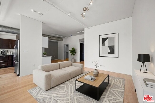 Photo - 1100 S Hope St Unit 1410