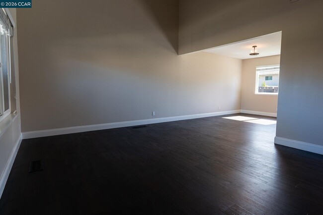 Photo - 1359 Shade Oak Ln