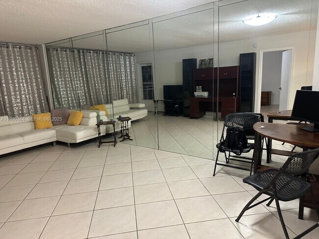 Photo - 1801 S Ocean Dr Unidad 741