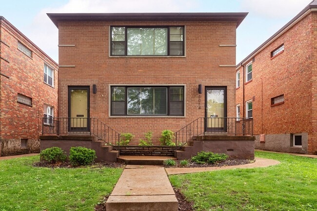 Building Photo - 5012-5014 Jamieson Unit 5012 Jamieson