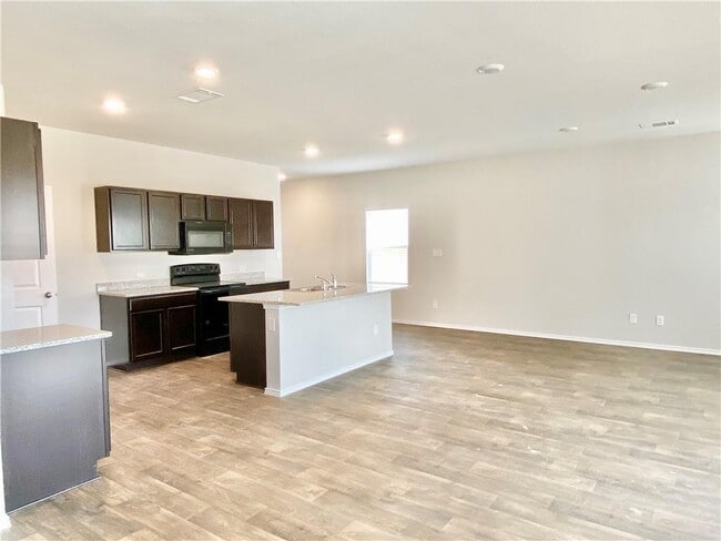 Photo - 15009 Siberian Elm Ln