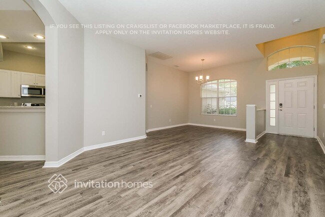 Photo - 479 Carriage House Ln