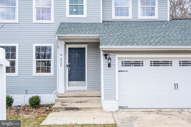 Photo - 8008 High Oak Rd