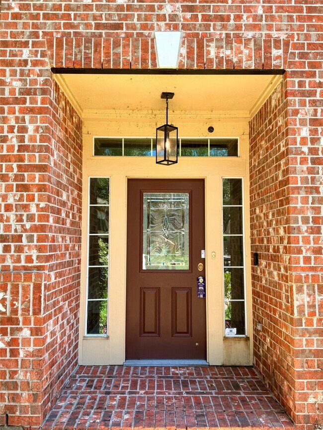 Photo - 8406 Green Valley Dr