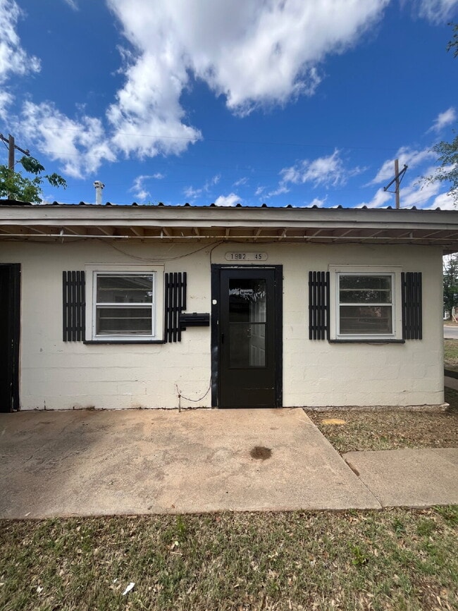 2/1 with off street parking and large yard.
