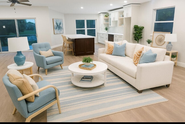 Photo - 1605 S Club Dr