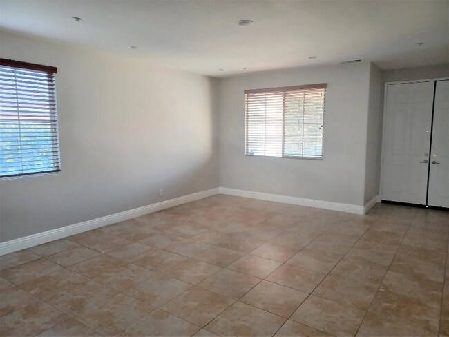 Photo - 16423 Los Coyotes St