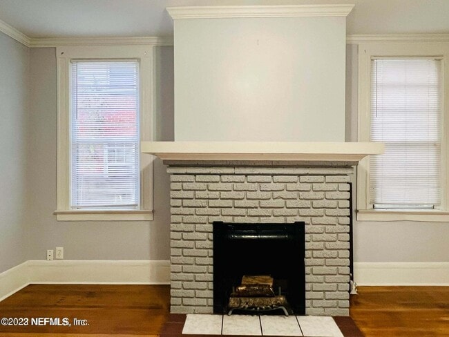 Photo - 2302 College St